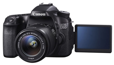 Canon EOS 70D con LCD orientabile e touch